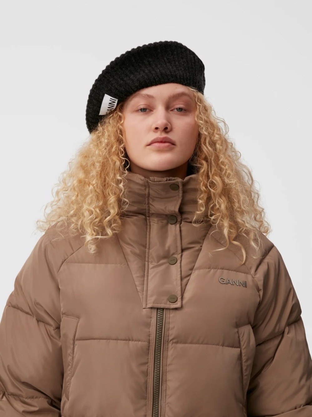 GANNI Wool Rib Knit Beret in Black O/S